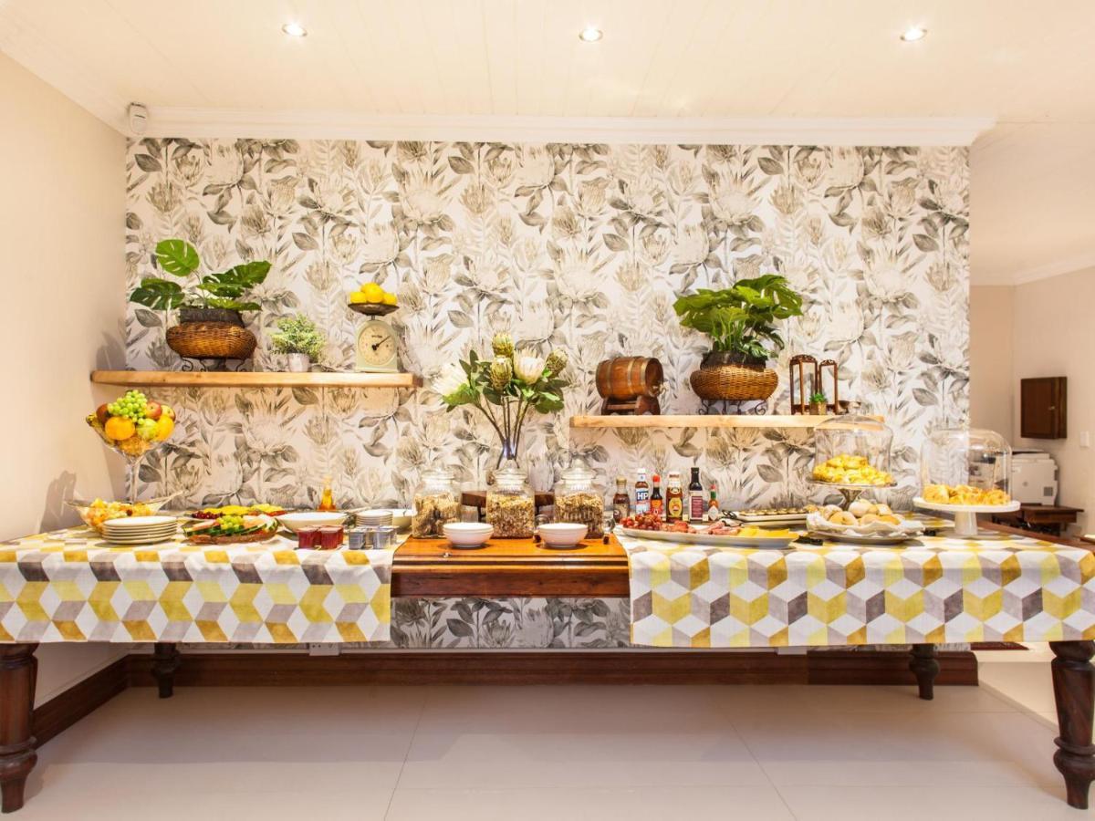 Hotel The Coral Tree à Mbombela Extérieur photo