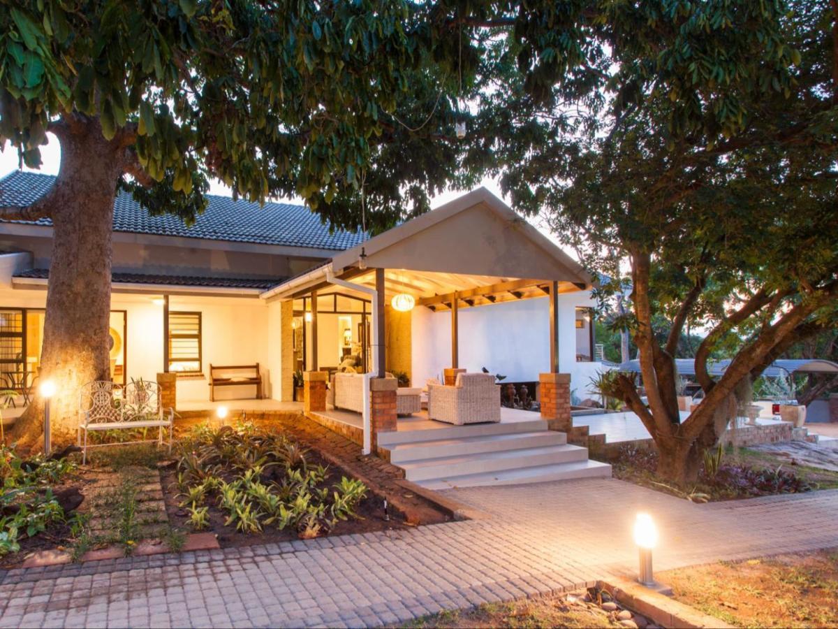 Hotel The Coral Tree à Mbombela Extérieur photo