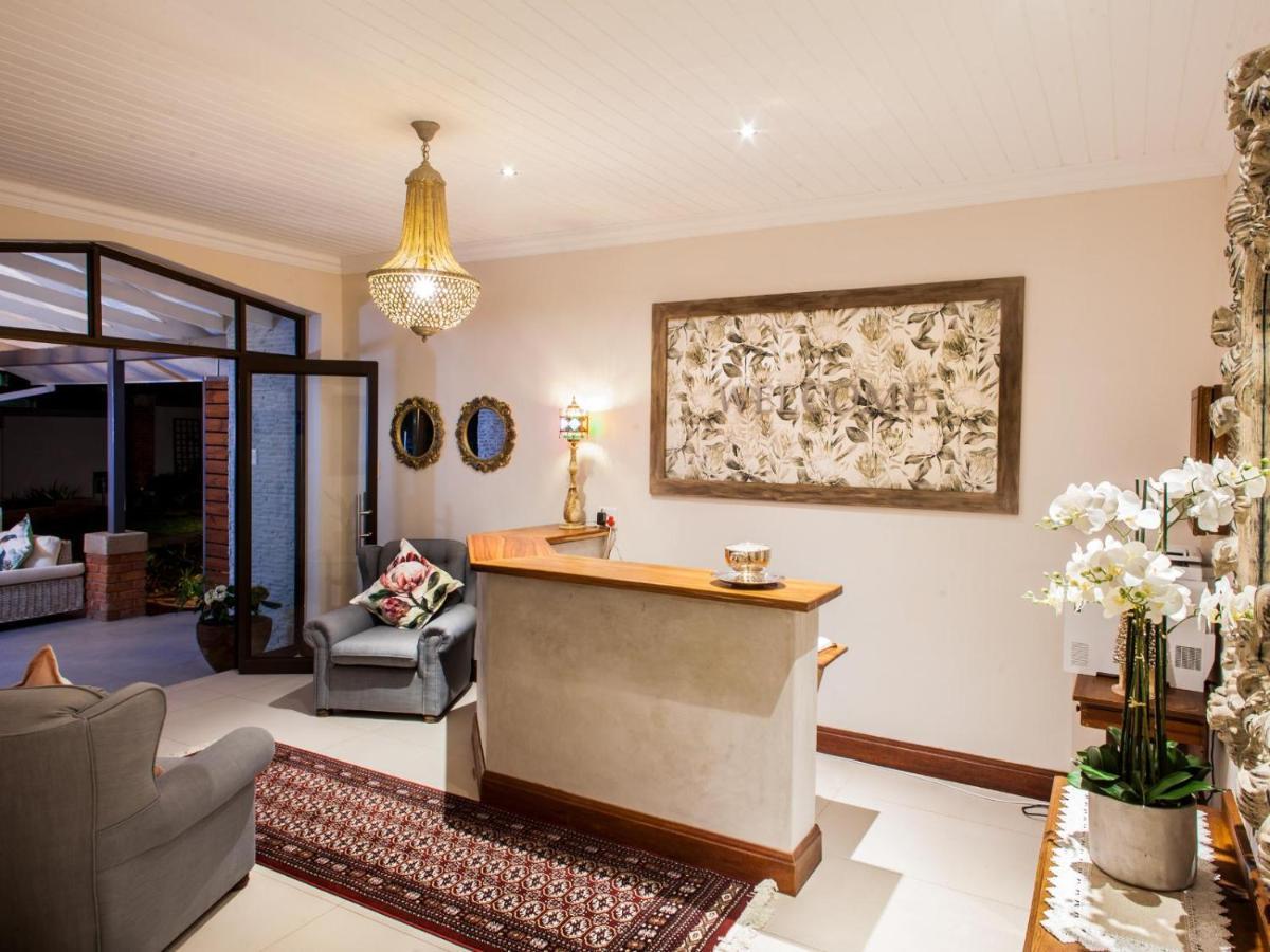 Hotel The Coral Tree à Mbombela Extérieur photo