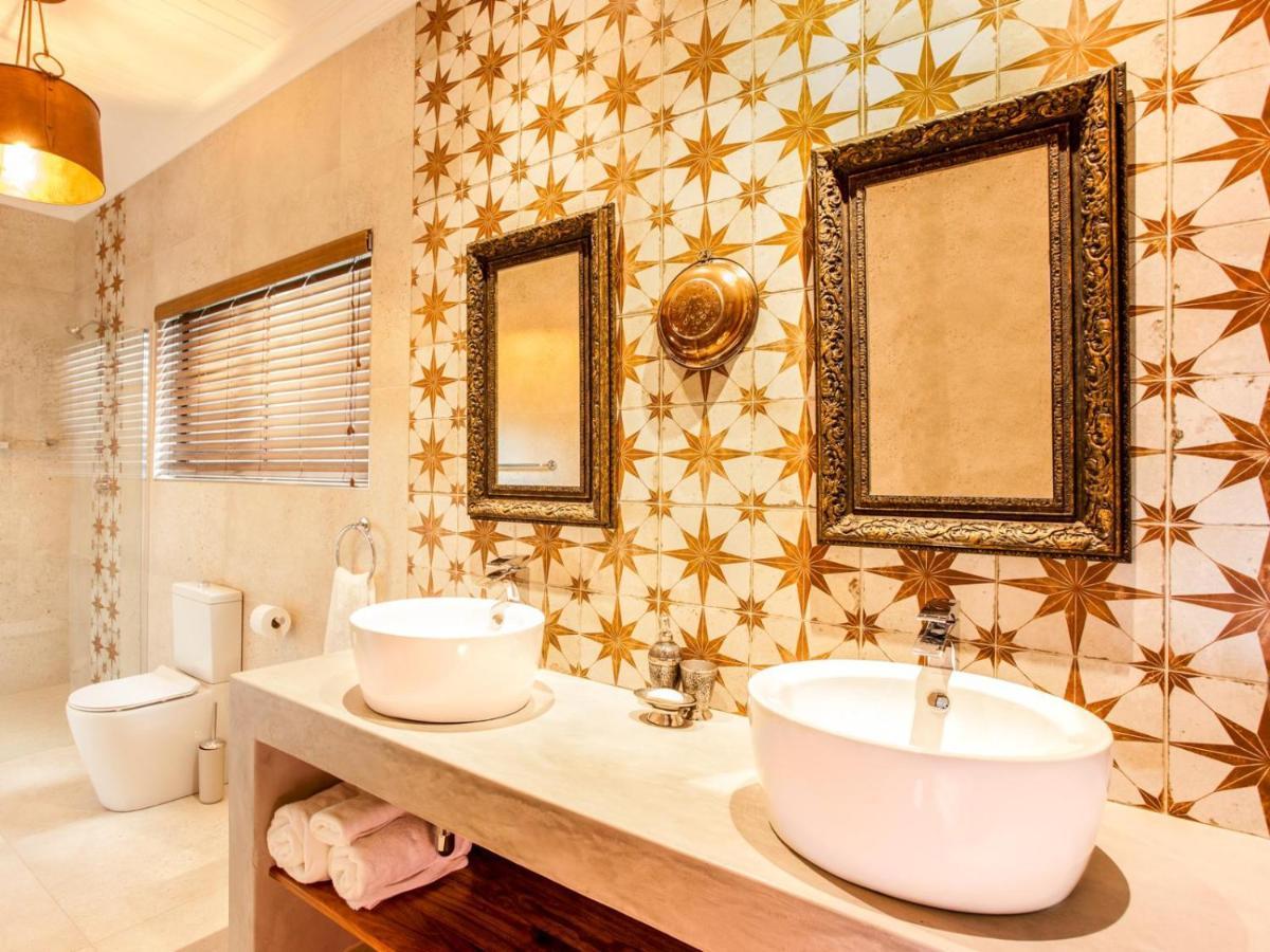 Hotel The Coral Tree à Mbombela Extérieur photo