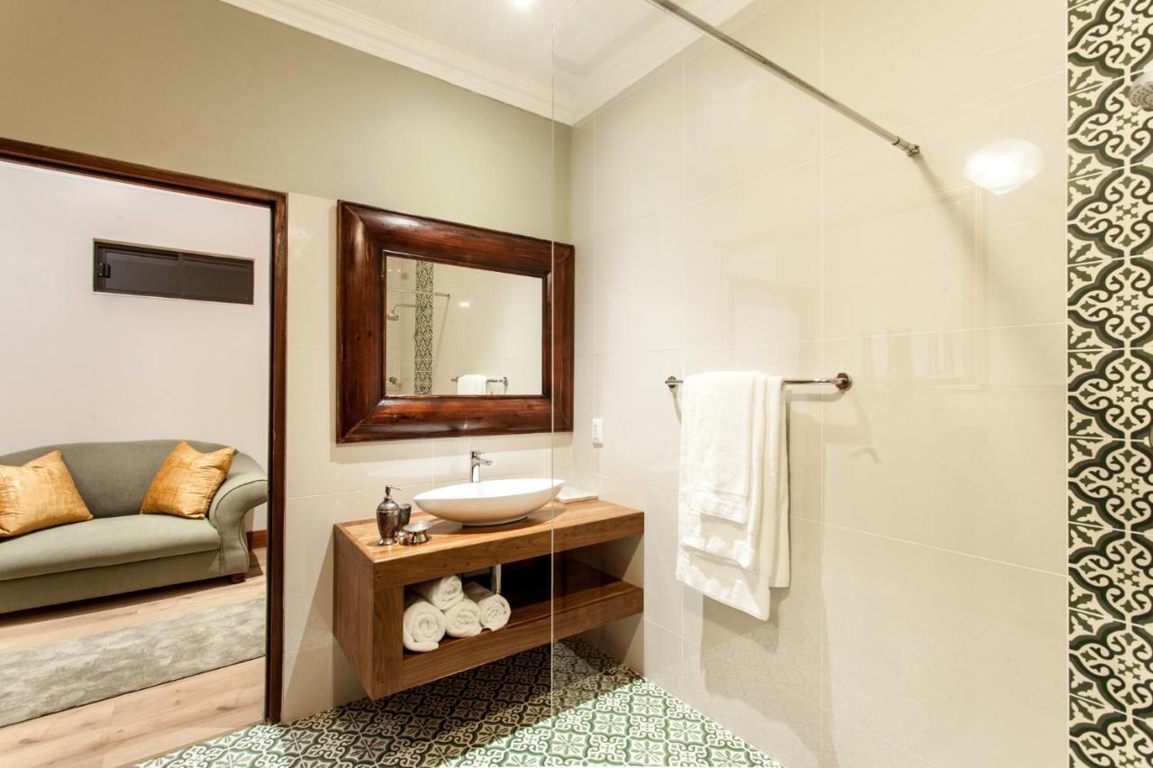 Hotel The Coral Tree à Mbombela Extérieur photo