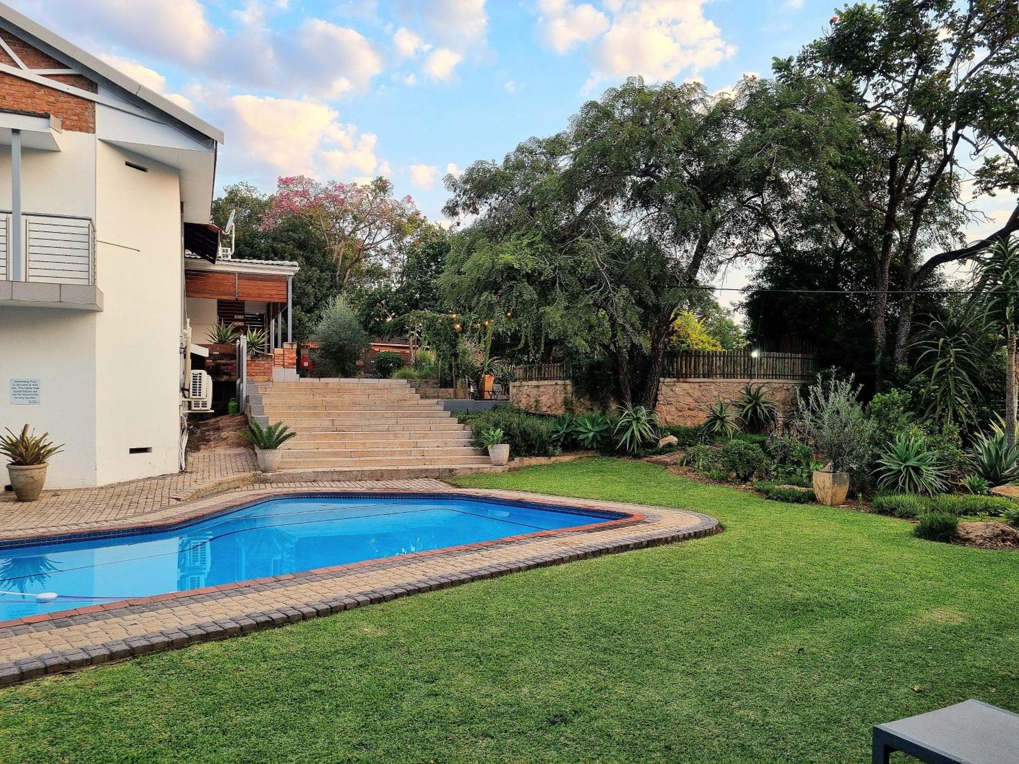Hotel The Coral Tree à Mbombela Extérieur photo